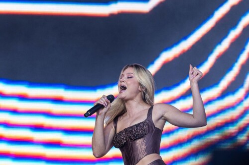 b25ca944250aa29d617a3d3e9049ee73