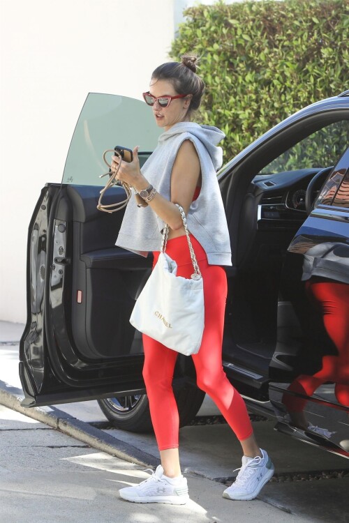 b33e74b73c3c2803513530a93b41e3a5