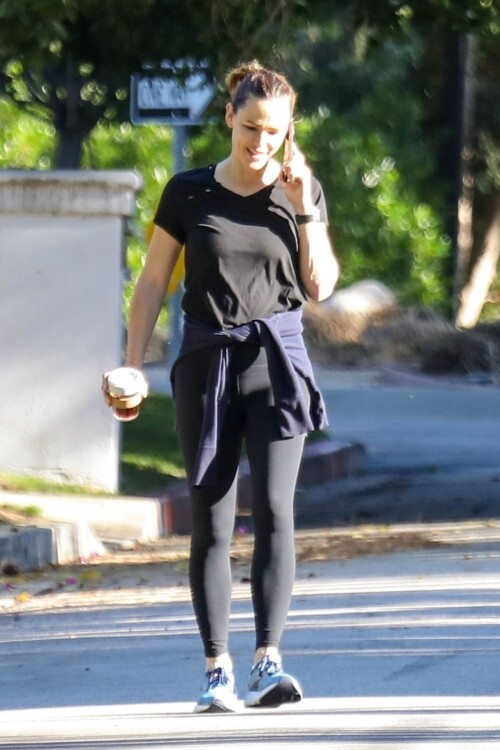 b38d20f2d93978a7885557fe06c865f0