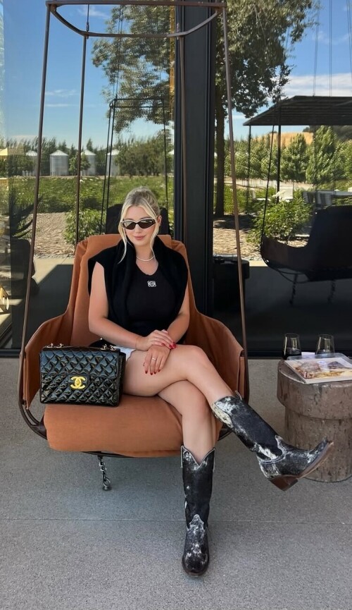 bd46a24fa77d499a2ee7090692fc2b5d