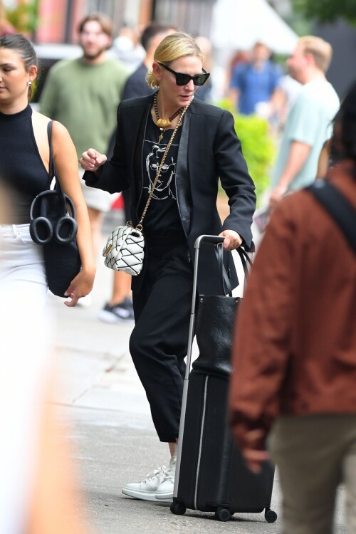 c7a1ae3bb97e7d0e501cdad16603c7ff