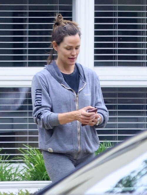 d8308d1d3ebb4f1f9b75ac6ad14bbf62