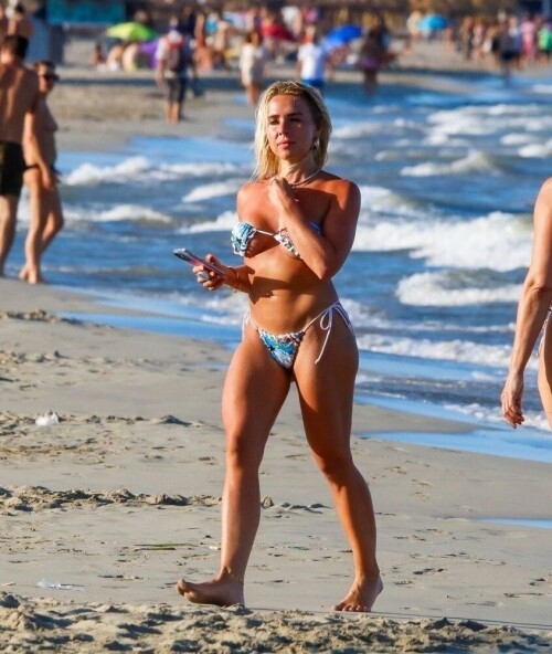 e326df13936b9ecfaac0cd77d400c792