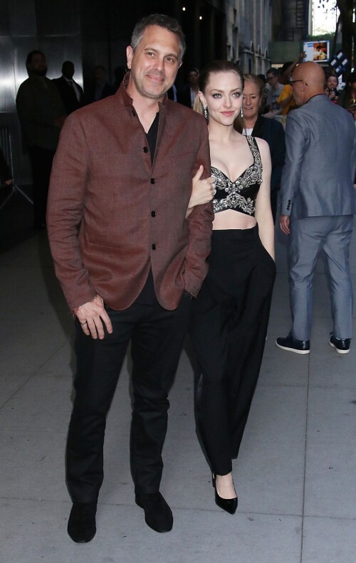 e73b3b8bced73f91ca6f1814a5d2dd85