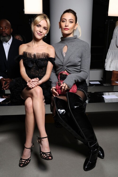 eeddcde39b15ecbaef8e659d754e3894