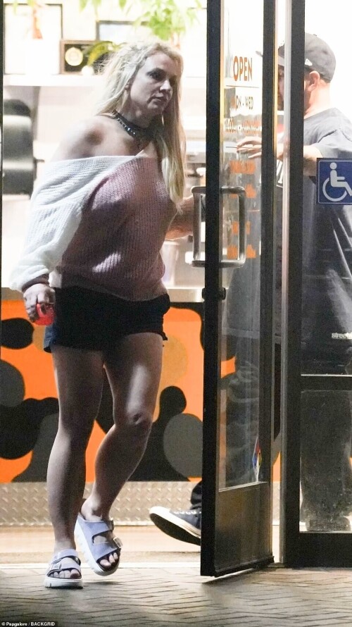 f08b8ed6f7ef546bbadfa8da72ff828a