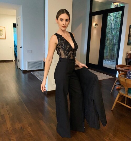 f402ed3dae33e91945f2c1fef7b18b47