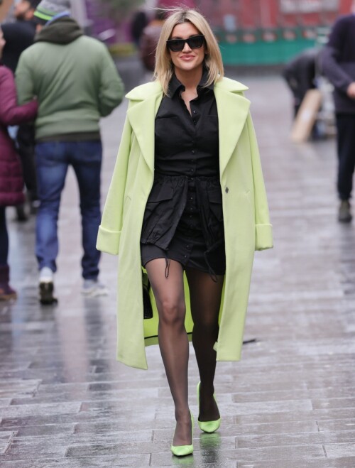 fe4ee5da3c2139530b2f57f2ed5e2bff