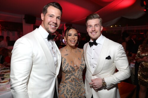 04442d11d579ef73a8b58ca724ccb041