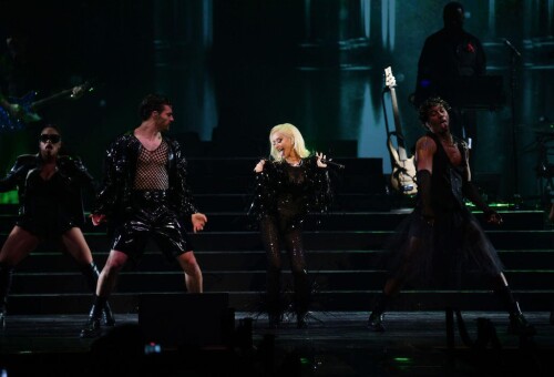 0671a958cd0130c3cbfc8e80f5cfe381