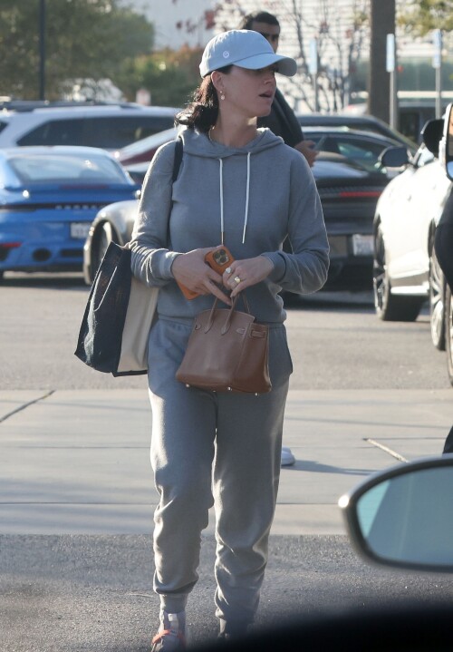 06b6093da388a0069e294c820cf66d87