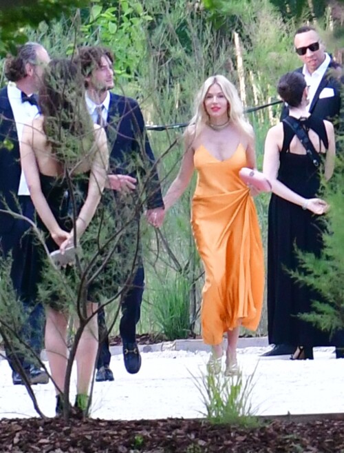 0ac3fb26506d6628aae4ae1857e90082