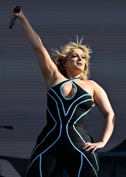 0c55efdfe245d244e634511bfcd03beb