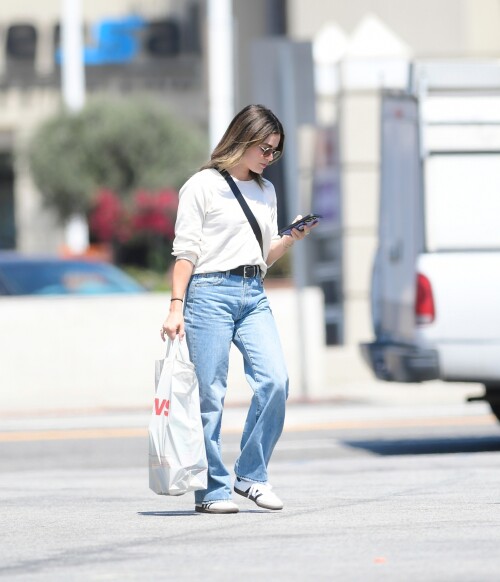 13eda3f805fab1c006d5d4eb8facc161