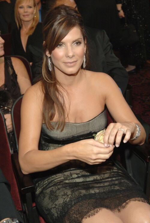 15bd9dda5632093f07fa2e5d27b966d2