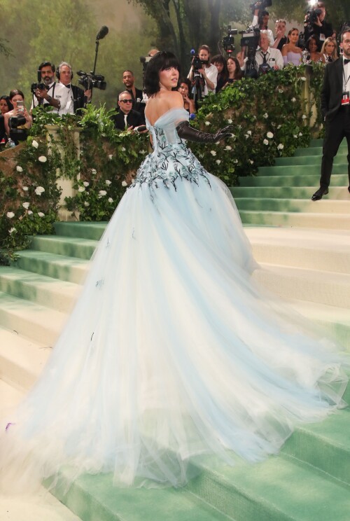 197d44d023f2700fa3accb7ceeaef5f2