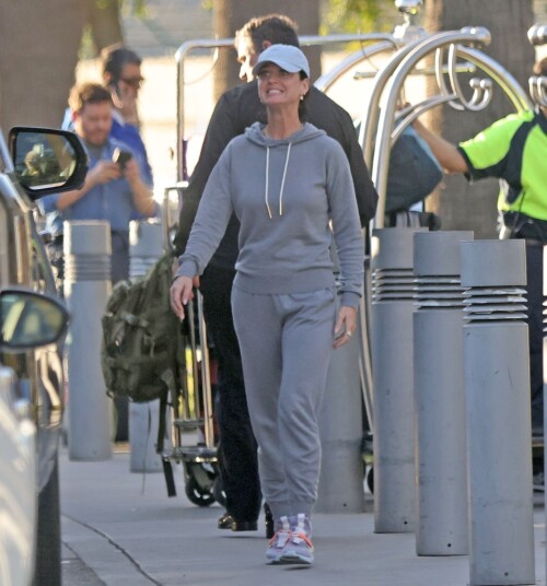 200dccc1f2f78623d132e87012d0387c