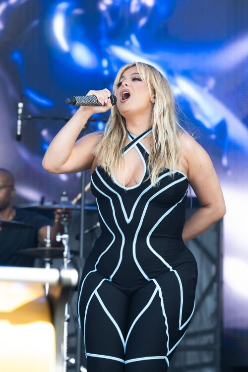 254a12f4dc4a200d9645e19308e7995d