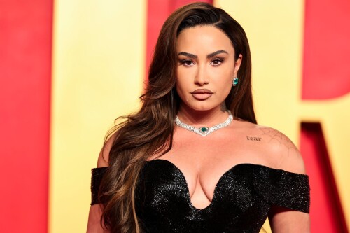 294f18cbb256b4f35b2d3241cfb69e52