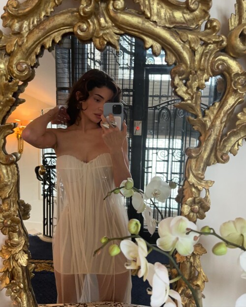 2cd009204d6e81851c7d0633980b0809