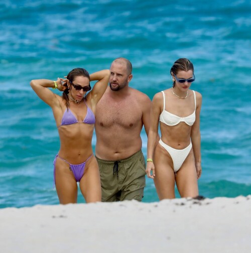 38866f76634d48e9d1393b33a2629468