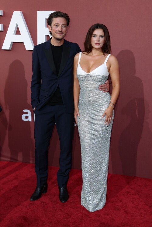 39b48b70e219e4d0bb68dbce38fc2594