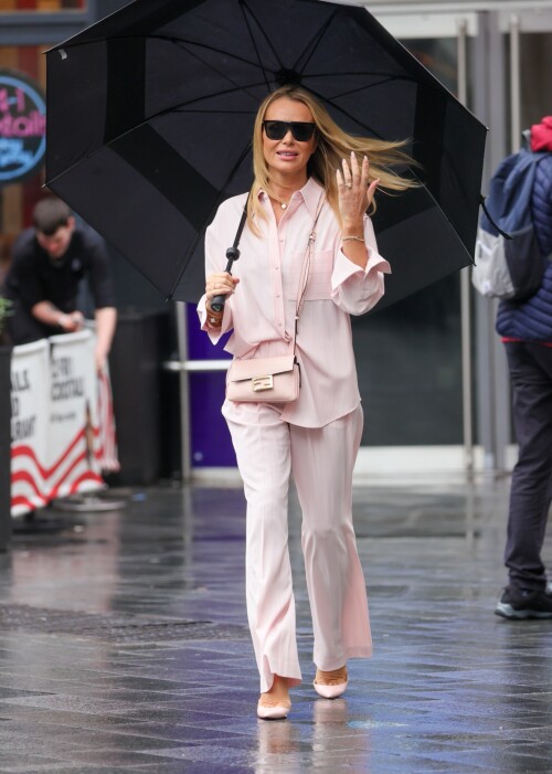 3f3b2b02747d8500f95a7ca758f9c2c7