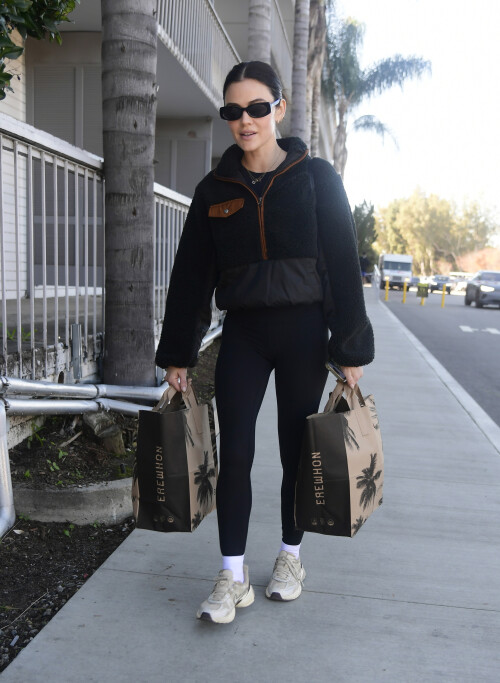 4541e215061d2d9d98ae32d7941c5ba4