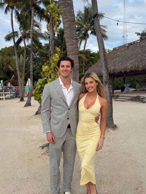 4a392cb49aa3e91cf58183b98b72956f