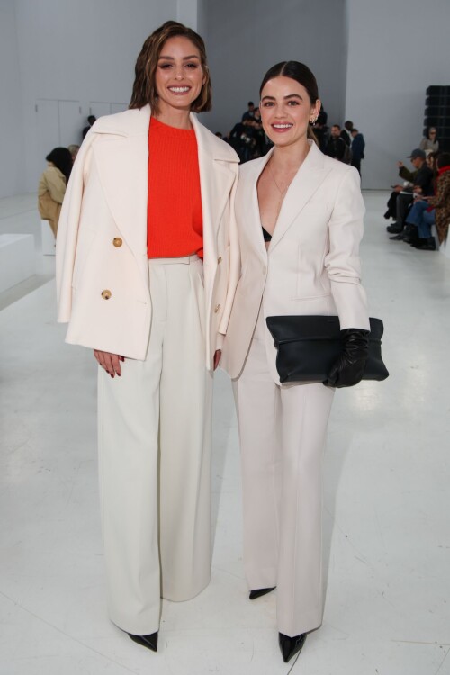 4b196bbd34a1cd5e7e4d1501ae18048c