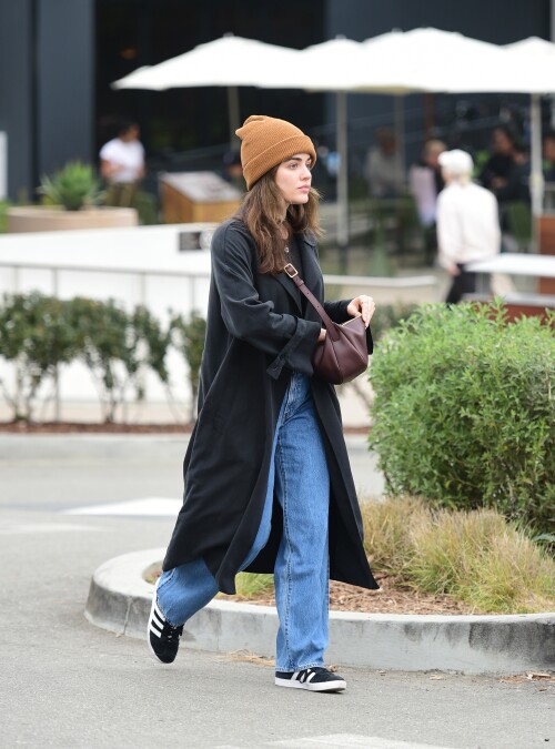 562380423c3a60bb7733b154aff6b53c