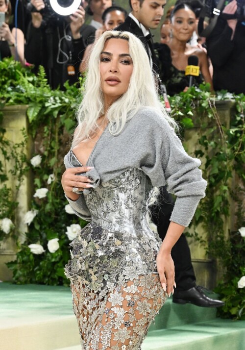 5dd29bfb8d9d406f5b233883ea2fa450