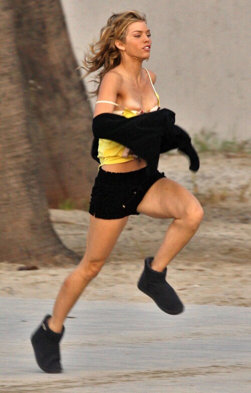 5eb6942964792e6e7c282bd503b205b3