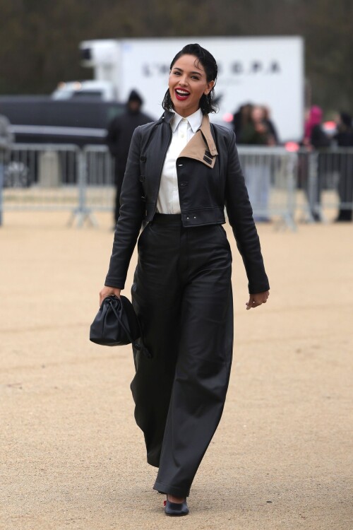 61fbdfae7fcc2c1c78ae195fc75c522c