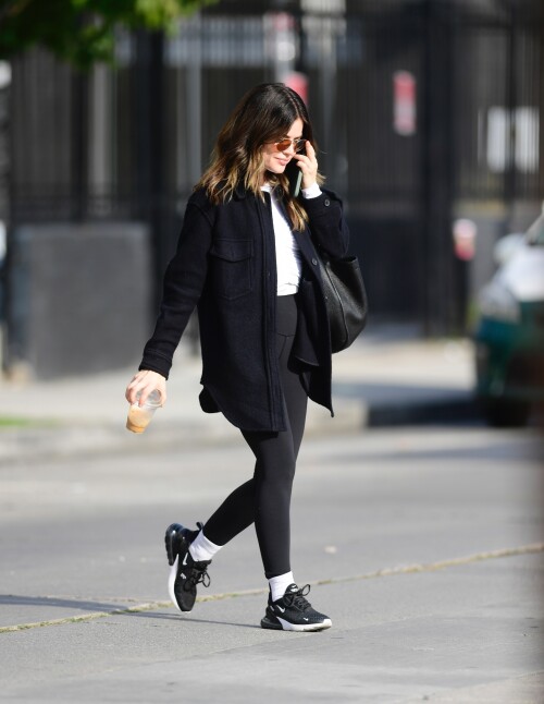 6855fab0be674208342d5c1ec6d4ad2b