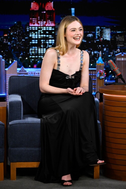 6f0b152231a64faa986e1f1f924b241d