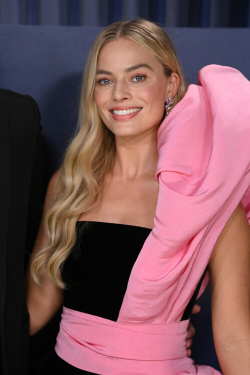 a76a7df694a60b2b9db59a1b4c0d2d85