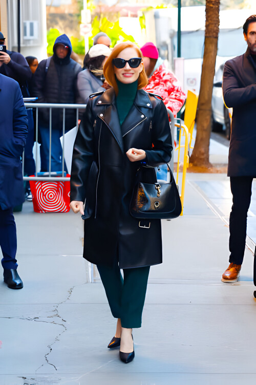 b0ed3fa2a9685399bb30e7aef1cc0857