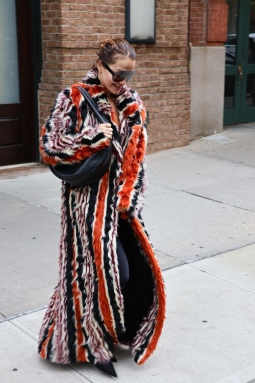 b3cb61da18de82be2c755fc3e34f264d