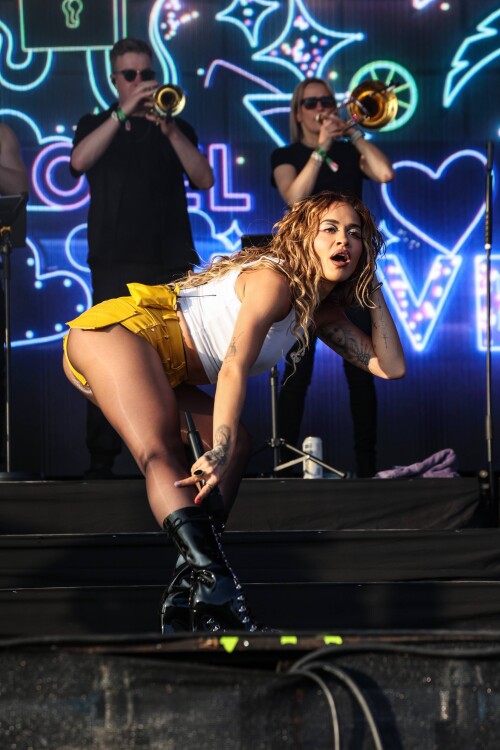 b4e2e3f1a6b71b2cf45a4a67069200e5