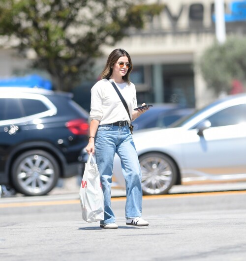 b837bf3e0fe8902494aabc2ab4ddd85c