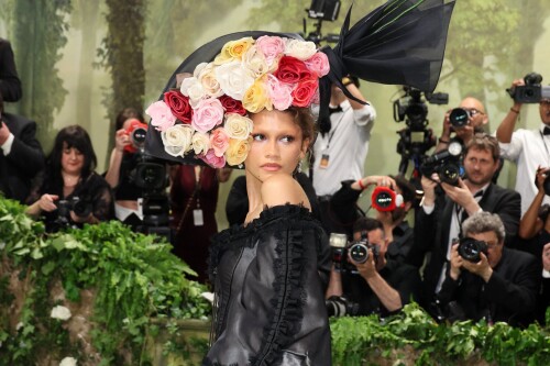 b8b542e92ecb684712e7b53c7d2ecd57