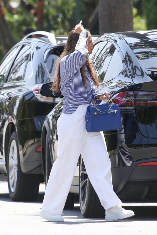 cc2ebaef33327776ddd4271a47533a81