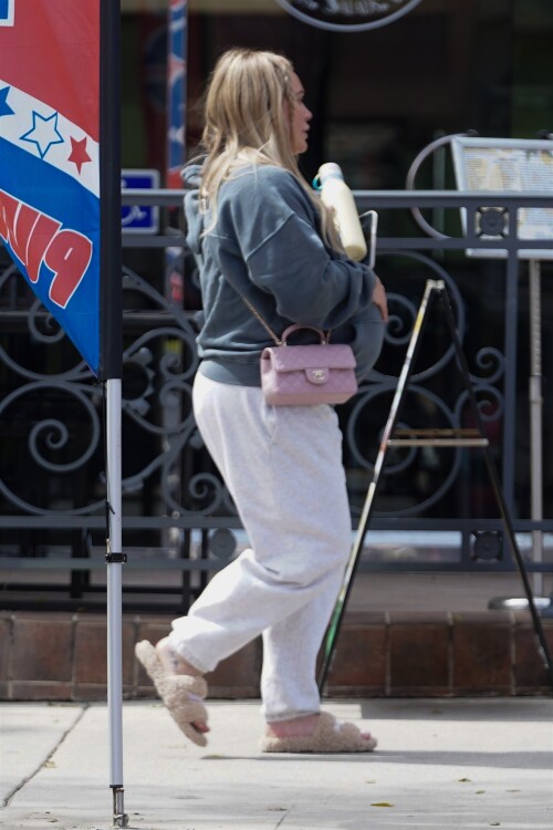 d90ec7885df22eb40ede0dabc4358278