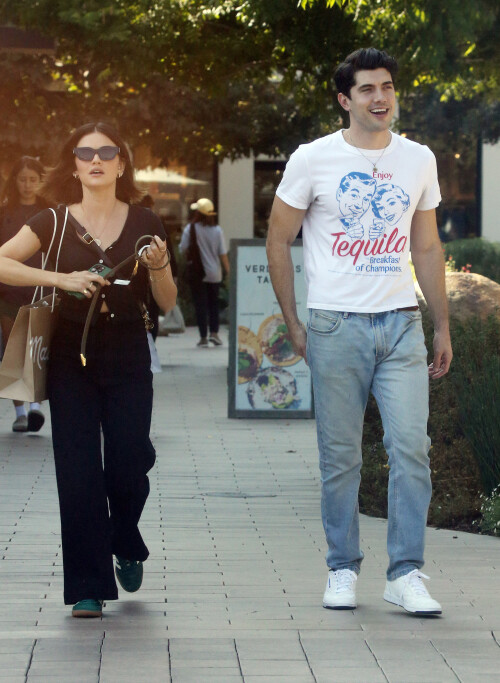 00f774d4f6058bb25a59366843121767