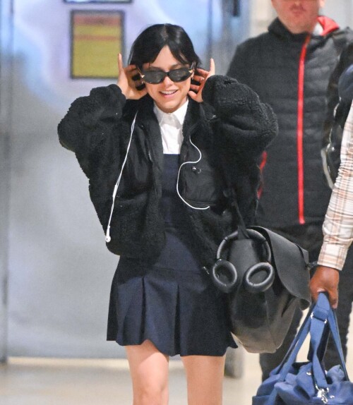 0af0834f8ad5d88fb982f7de18b9fb52