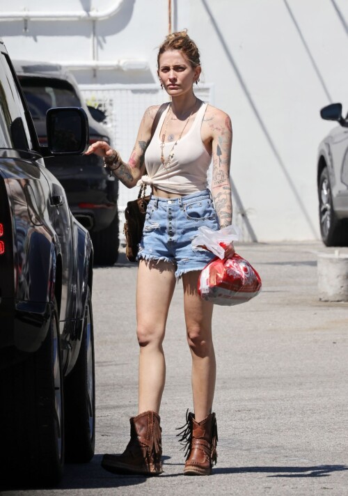 0b9af9e6927eda10283655c5a7867f7c