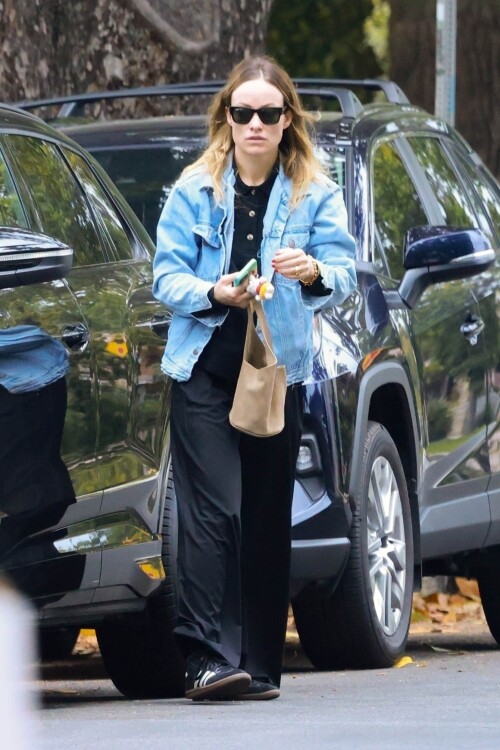 0f7d6e4fd61e4c687c2d64b4af575196