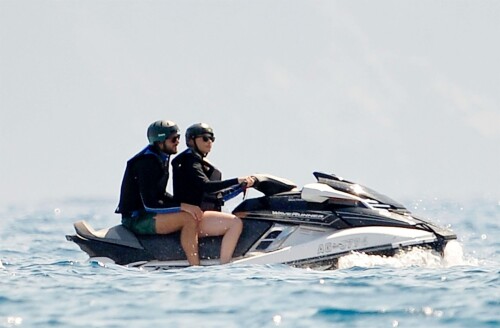 1241699d5a477027f3540820a11039bc