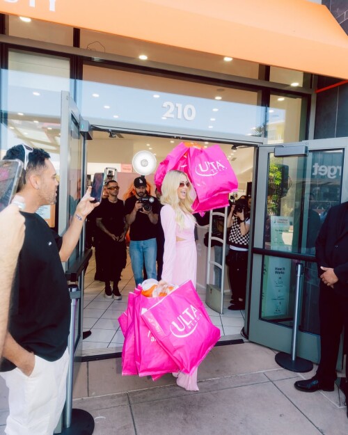 178d1109d6a5144f84a61a2db6178202